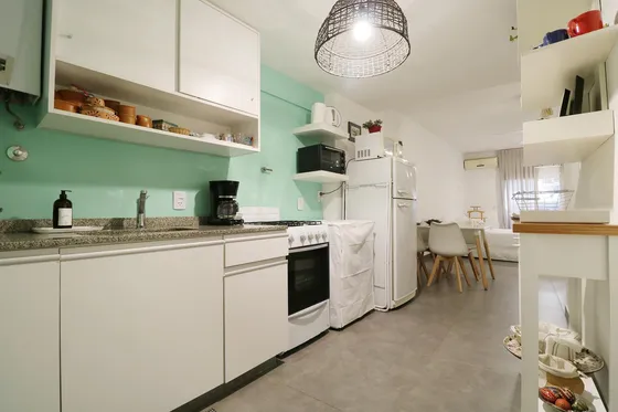 Alquiler Monoambiente En Recoleta - Reciclado - Equipado - Funcional Y Luminoso
