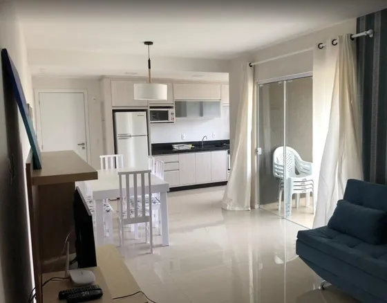 Departamento En Venta - 2 Dormitorios 1 Baño - Cochera - 80mts2 - Bombinhas, Santa Catarina