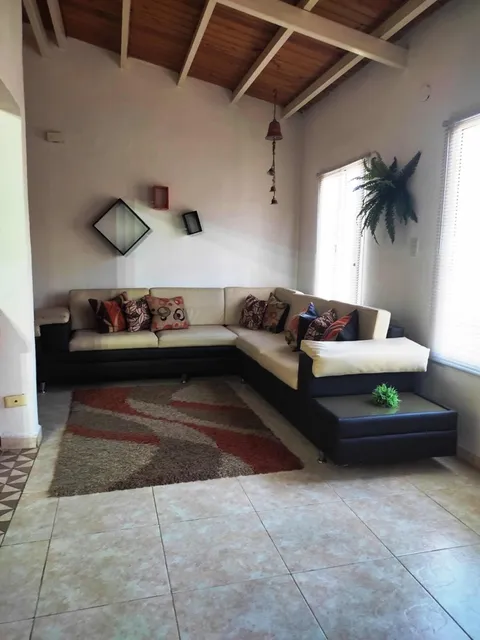 Casa Con Jardín En Urb Prados Del Lago Ciudad Alianza