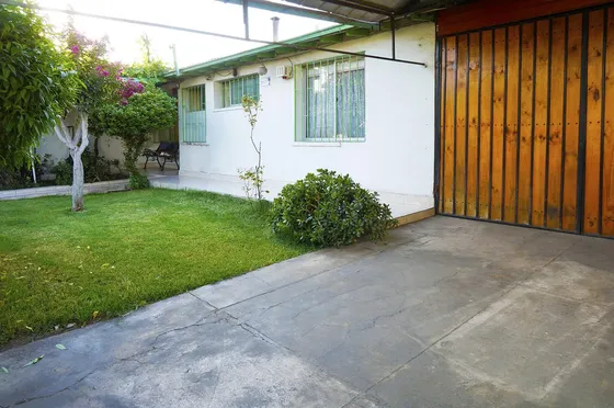 Casa 5 De Abril Las Rejas 3 Dormitorios 2 Baños 330m2