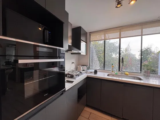 Departamento En Venta De 5 Dorm. En Las Condes