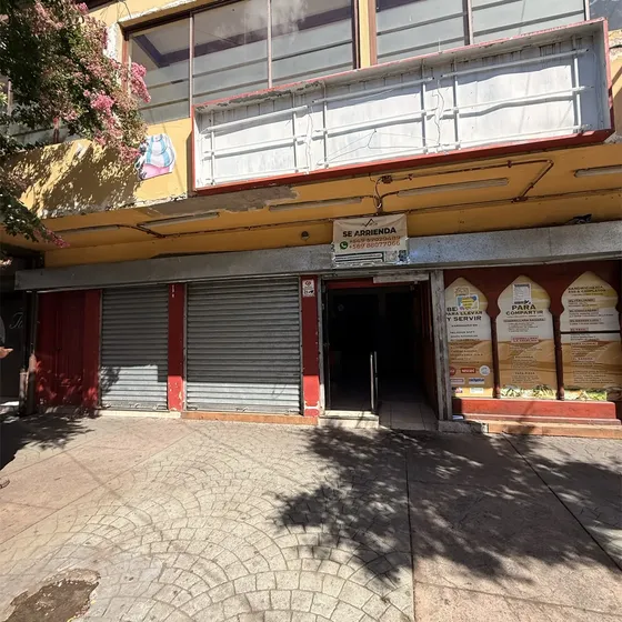 Se Arrienda Local Comercial De 458 M2 En Calle Colo Colo
