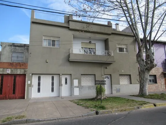 4 Ambientes | Asamblea 4206