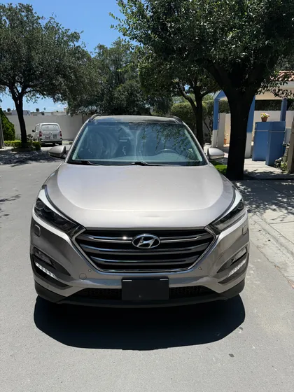 Hyundai Tucson 2.0 Limited Tech At