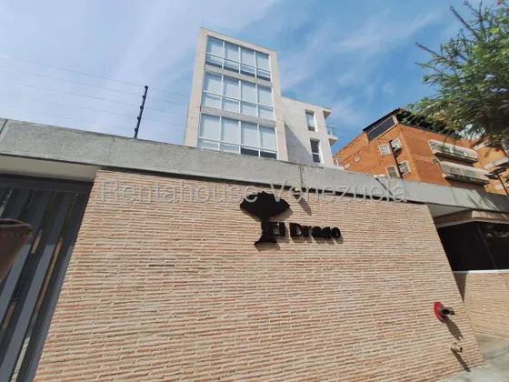 ¡¡en El Corazón De La Castellana, Penthouse De 4 Plantas Con Terrazas En Todos Sus Niveles, Esplendida Oportunidad, Un Perfecto Lienzo En Blanco! - La Castellana - Luis Gomez - Mls #25-19111