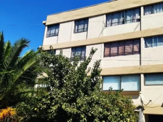 Recién Arreglado Con Patio En Primer Piso