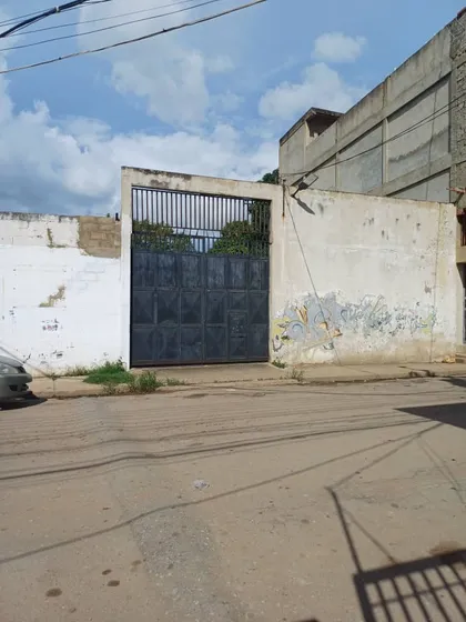 Galpón En Venta Y/o Alquiler  Barrio Sucre ,barcelona Anzoátegui