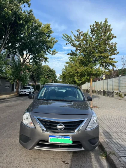 Nissan Versa 1.6 Drive