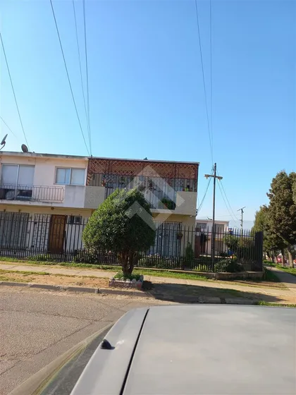 Casa En Venta De 3 Dorm, 2 Baños, Condominio Quintero 