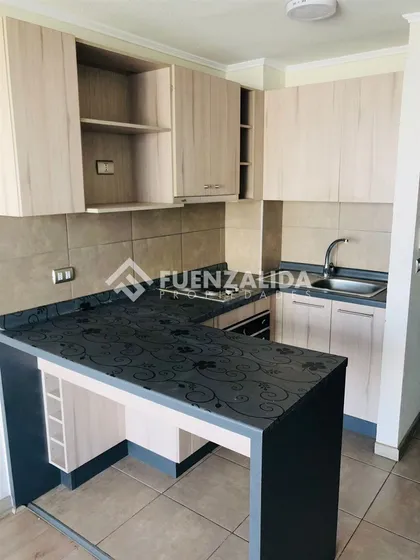 Departamento En Venta De 2 Dorm Y 2bañ. En Estación Central
