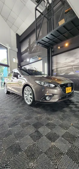 Mazda 3 2.0 Grand Touring