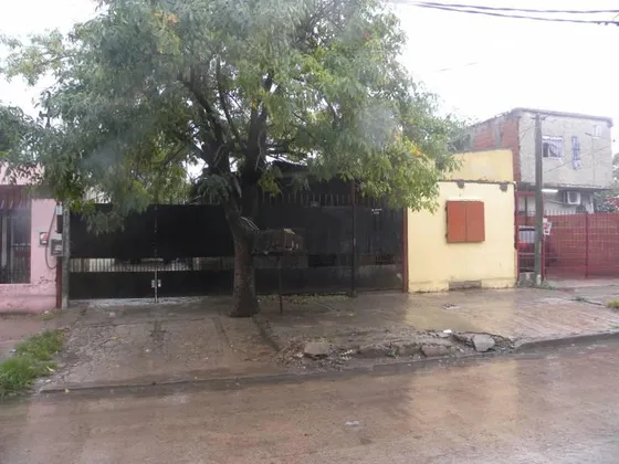 Amplia Propiedad A La Venta En Virrey Del Pino Km 40