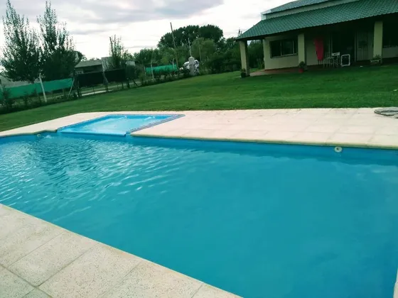 Quinta  Alquiler Por Día. Reuniones Familiares O Con Amigos.