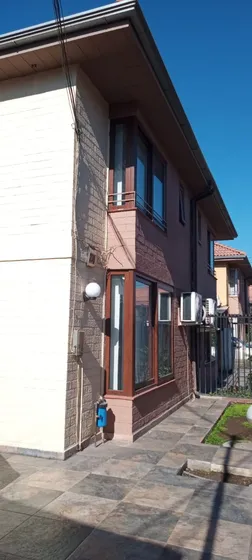 Como Nueva!! Recién Remodela Amplia Casa  Altos De Quilicura