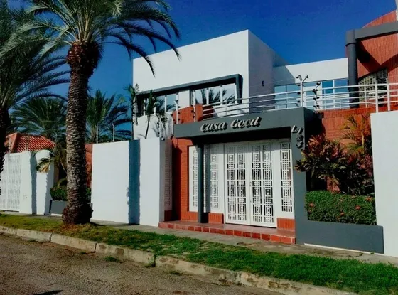 Venta. Bella Quinta. Colinas Playa El Ángel. Playa Moreno.