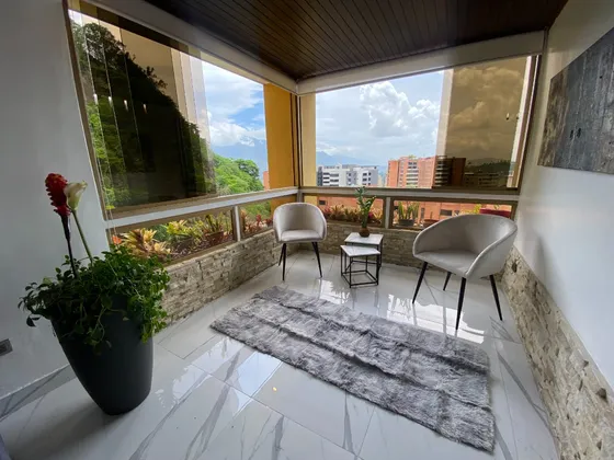 Se Alquila Apartamento En La Alameda