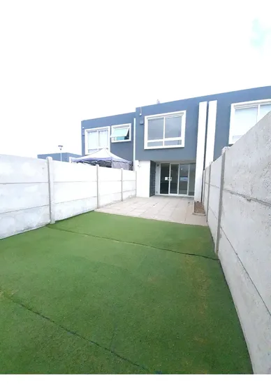 Arrienda Casa En Condominio 2d 3b En Av Waldo Alcalde