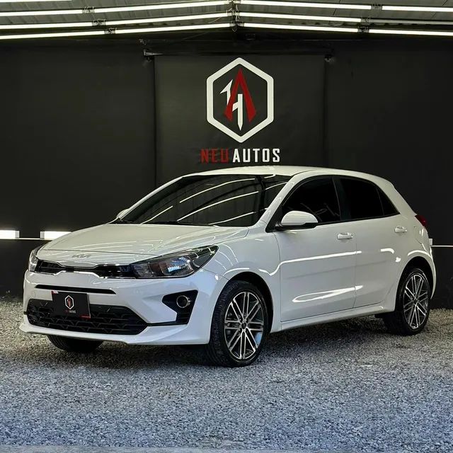 Kia 2023 1.4 Vibrant Hb At