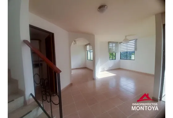 Casa En Conjunto, Tulcán, Pereira