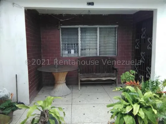 Milagros Inmuebles Terreno Alquiler Barquisimeto Lara Zona Este Nueva Segovia Economica Residencial Economico Comercial Código Inmobiliaria Rent-a-house  23-6654