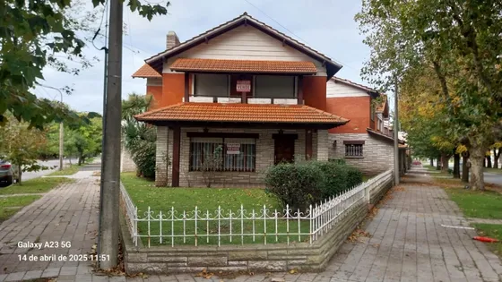 Chalet 6 Ambientes Zona Iv- Miramar
