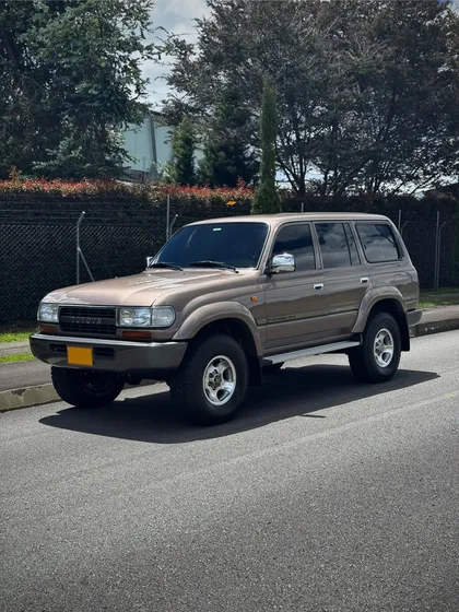 Toyota Land Cruiser Vx 4.5