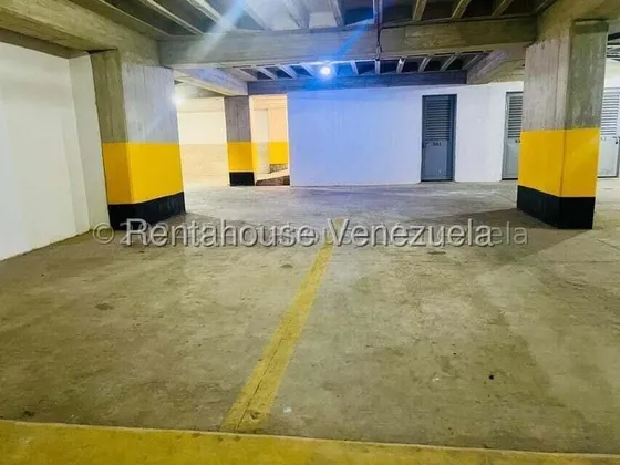 Apartamento En Alquiler La Bonita Mls #25-22712