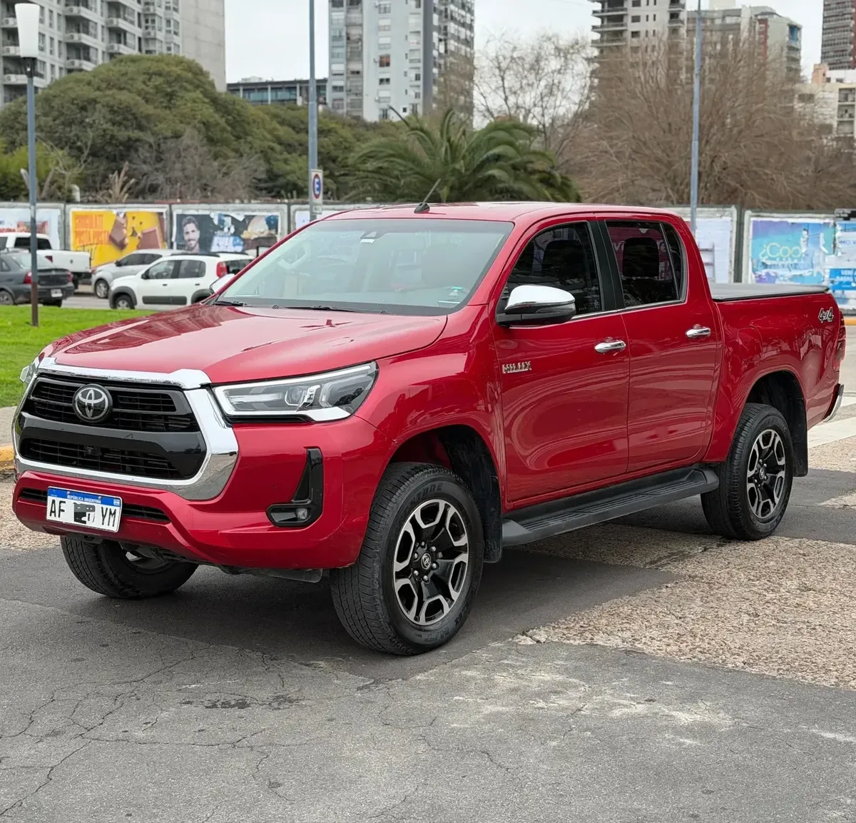 Toyota Hilux Pick-Up 2.8 Cd Srx 204Cv 4X4 At