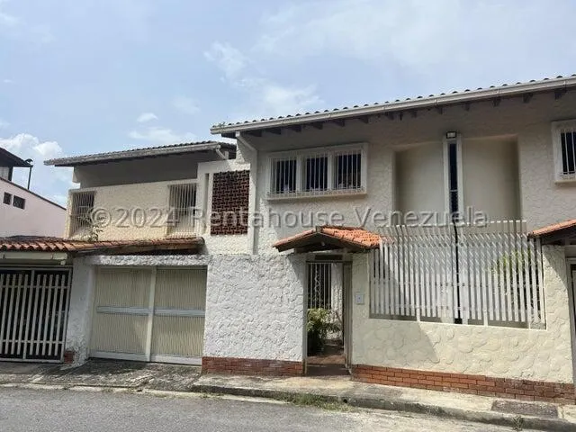 En Alquiler Anexo En Colinas De Santa Monica, Mls 24-25256, Mjs.