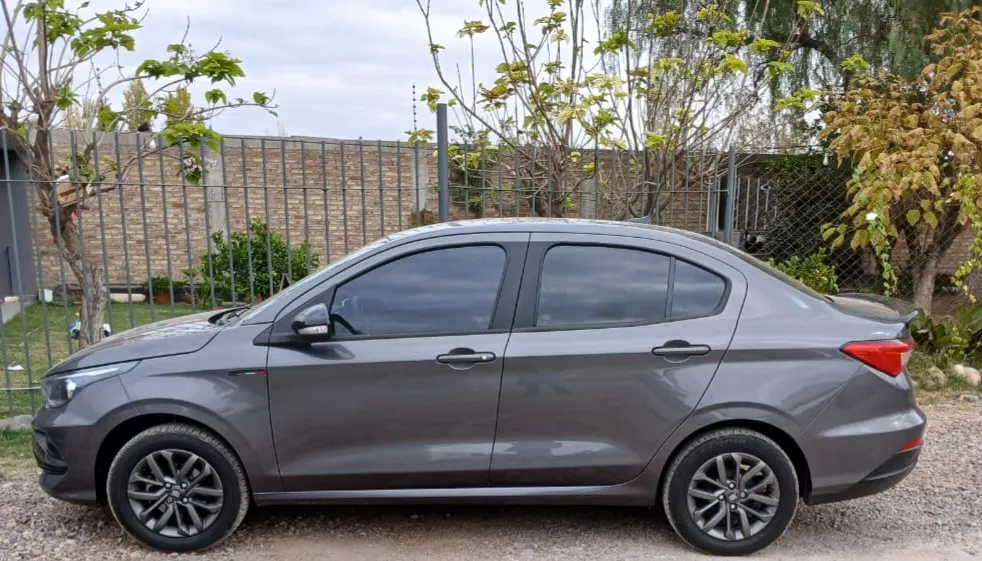 Fiat Cronos 1.3 Drive S-designe518081553578086402