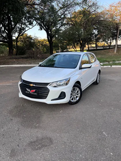 Chevrolet Onix 1.0 Lt 5p