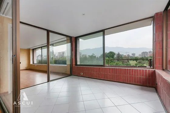 Departamento En Venta De 3 Dorm. En Vitacura