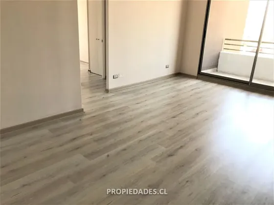Departamento En Arriendo De 3 Dorm. En La Florida