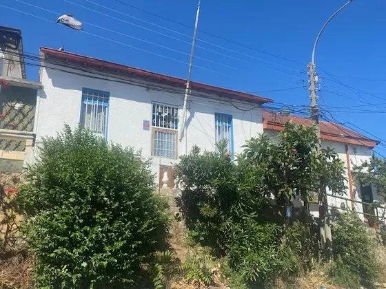 Casa Venta 8 Dormitorios, Apta Residencial Agua Santa, Viña