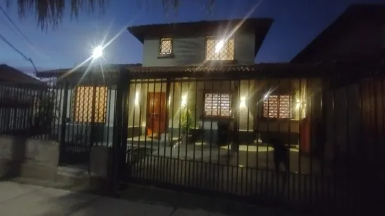 Vendo Casa De 2 Pisos En Puente Alto, 3d 3b E Y B