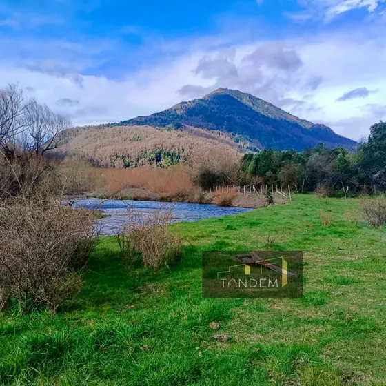Terreno De 6.90ha En Sector Caren, En Melipeuco, Araucanía.