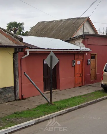 Casa En Venta De 2 Dorm. En Molina