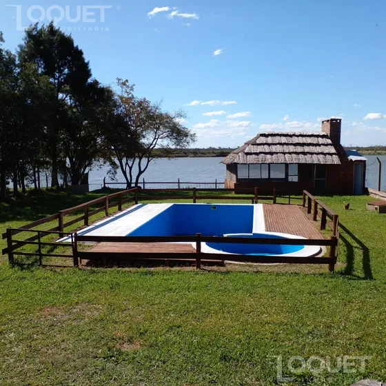 Complejo De Cabañas En Arroyo Leyes