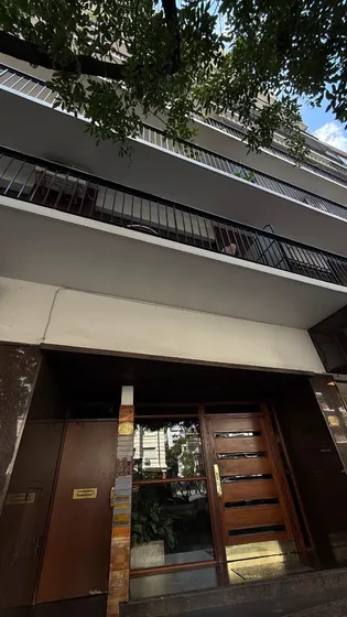 Venta - Semipiso 4 Ambientes Con Balcón, Cochera Y Baulera - Av Cabildo 559