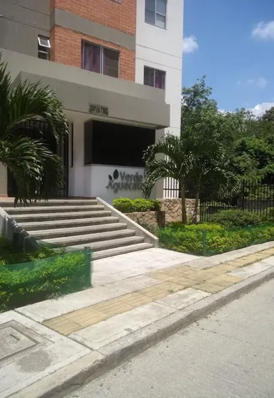 Venta Apto Afueras De Cali Por El Oeste 3er Piso - Excelente Estado - Espectacular Vista - Piscina - Fresco - Naturaleza- No Smog - Transporte Público - Parqueadero Cubierto Propio  Excelente Vecindad