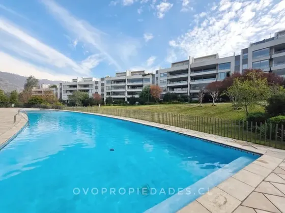 Departamento En Venta Duplex Con Jardín, Terraza Y Quincho.