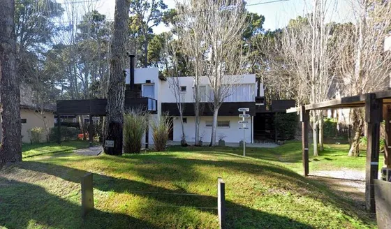 Complejo De Viviendas - 3 Casas - 700mts2 - Mar Azul