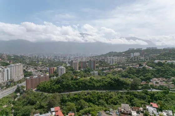 Terreno Residencial Y Comercial En Santa Ines 24-28529 G.s.