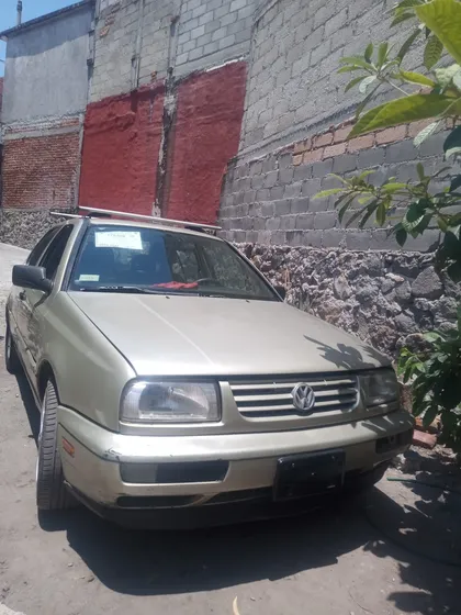 Volkswagen Jetta 1.8 Gl Aa At