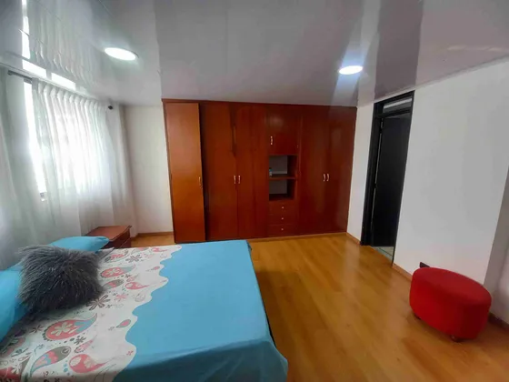 Apartamento En Venta En Los Rosales  - Manizales (279060906).
