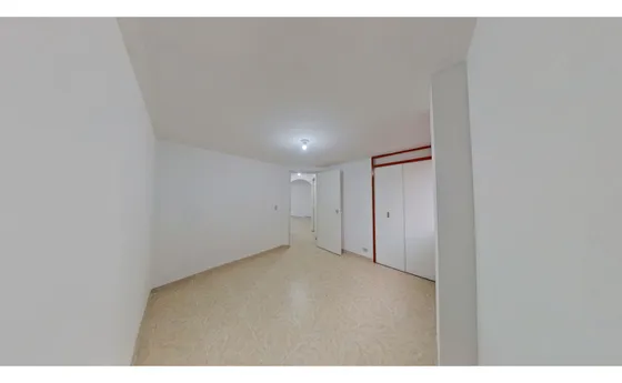 Apartamento En Venta De 74 Metros, Barrio Mirandela