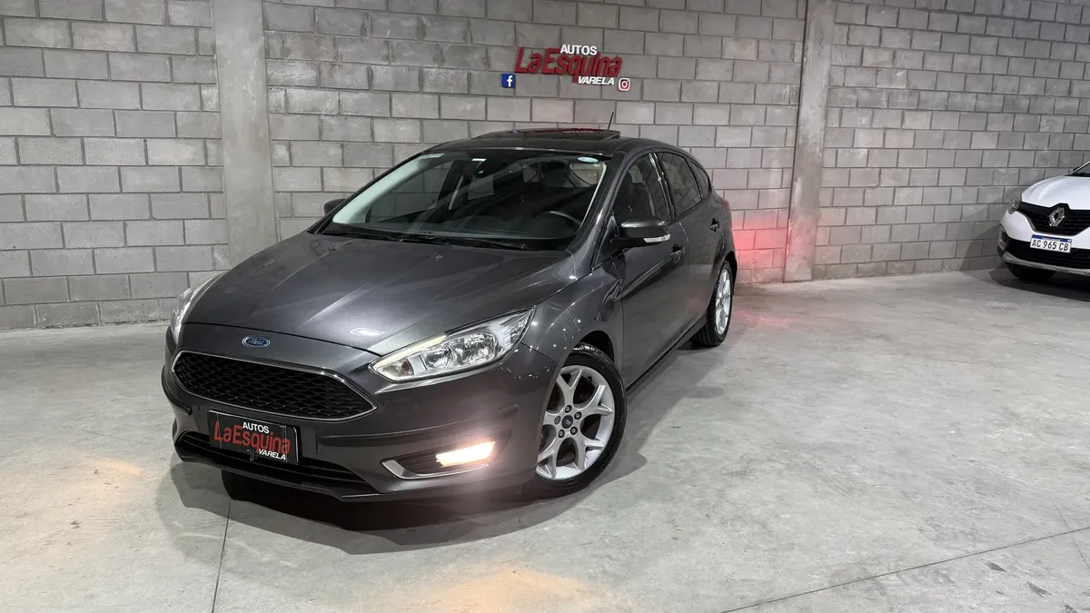 Ford Focus SE