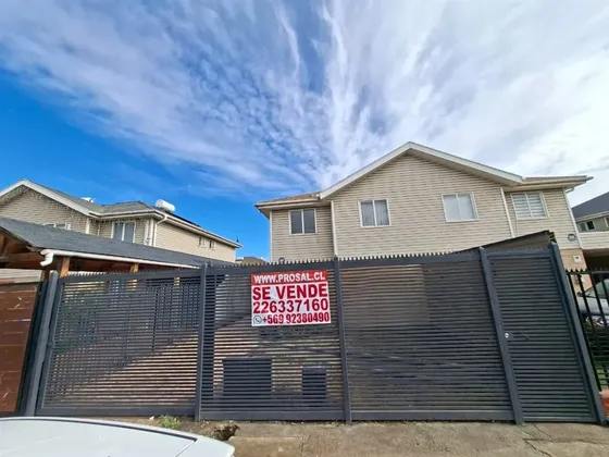 Casa En Venta De 4 Dorm. En Lampa