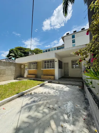 En Venta Casa 350m2 Comercial En La Viña. A1. Solo Clientes