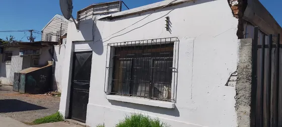 Sitio Con Casa Ubicado En Camilo Henríquez, Concepción